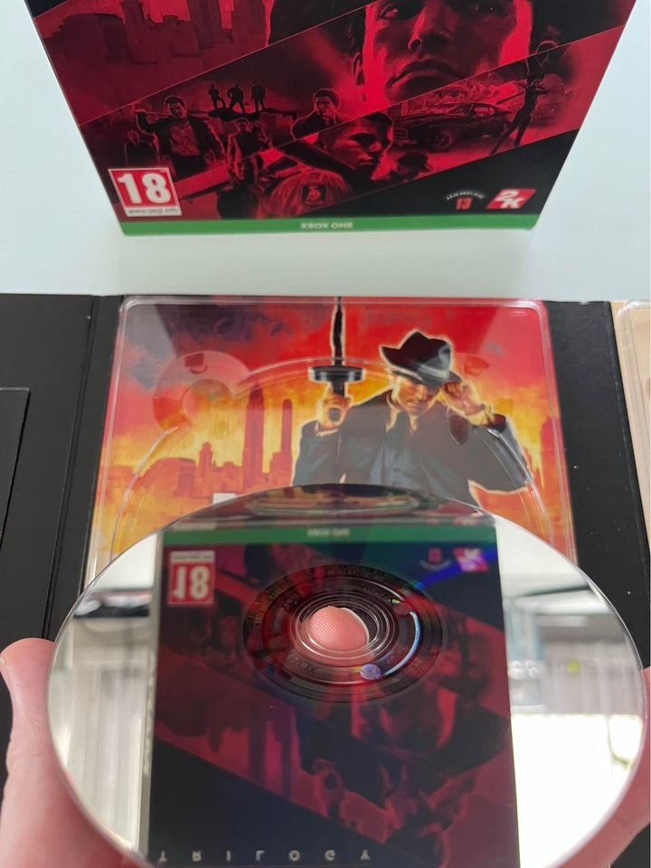 Prodám hru na xbox MAFIA TRILOGY - 3