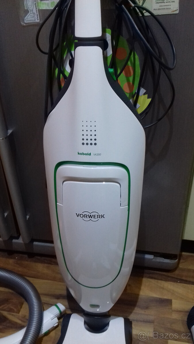 Vorwerk VK 200 s příslušenstvím perfektní stav - 3