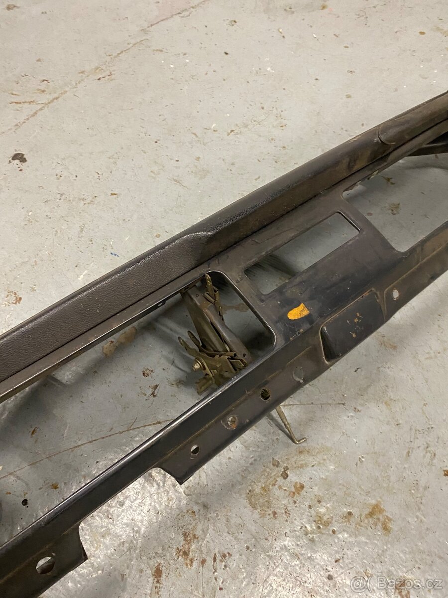 Prístrojovka Vw t2a - 3