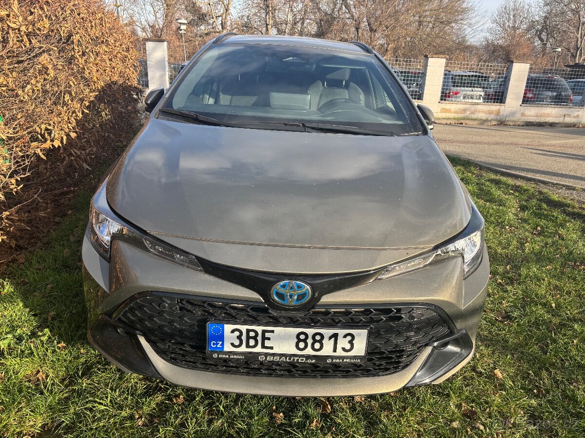 Toyota Corolla TS 1.8 hybrid e-CVT - 3