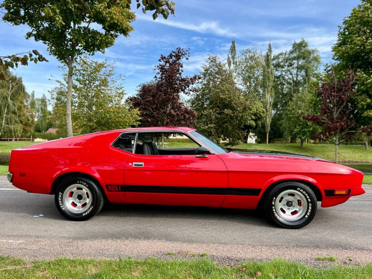 Ford Mustang Mach 1 z roku 1972 - 3