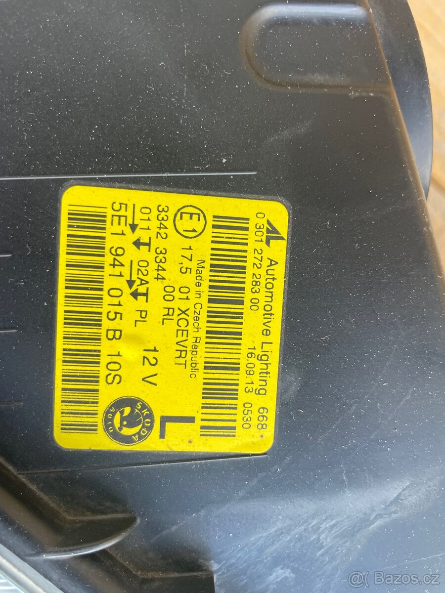 Škoda Octavia 3 přední led xenony - 3