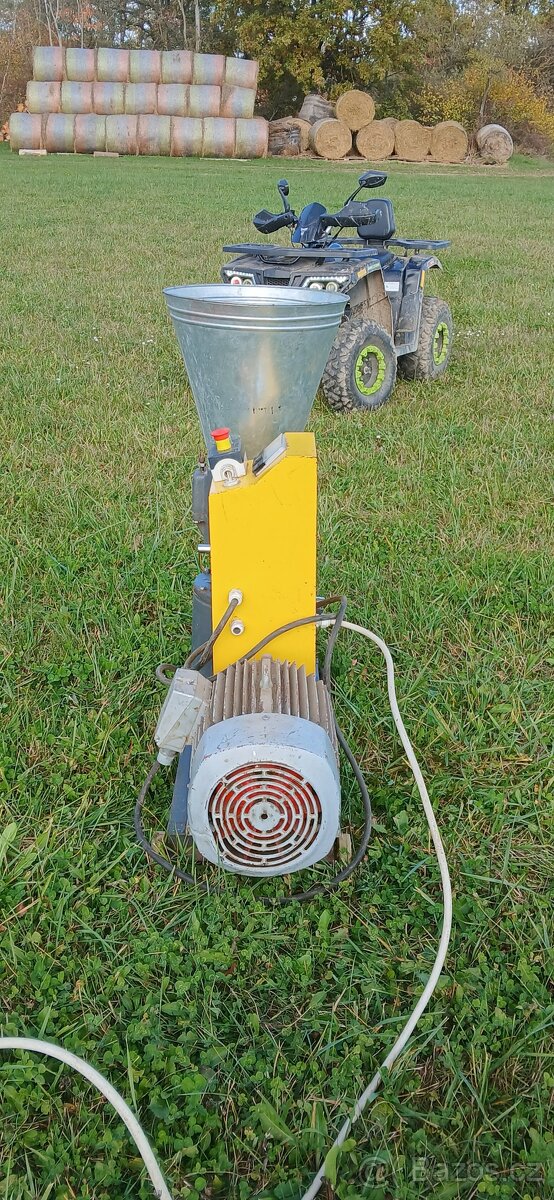 Lis na pelety - peletovací lis, zn.Cronimo CPM-200, 7,5 KW - 3