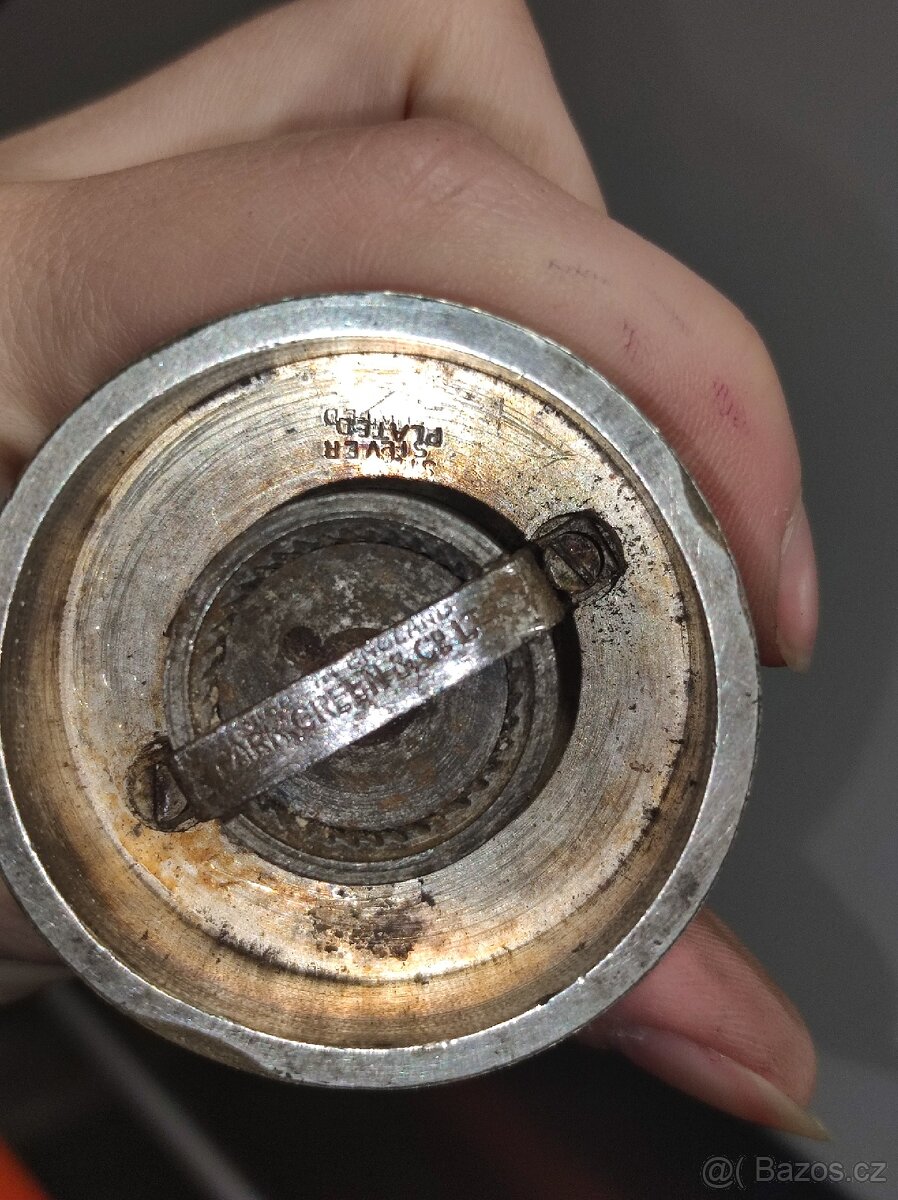 Stříbrný mlýnek na pepř - 3