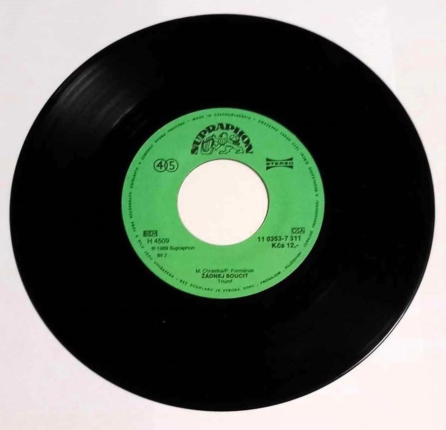 Triumf – Žádnej soucit ● Chci to mít (SP) - 3