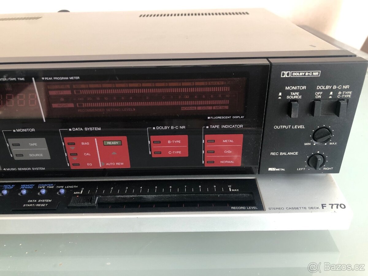 AIWA F770 - 3