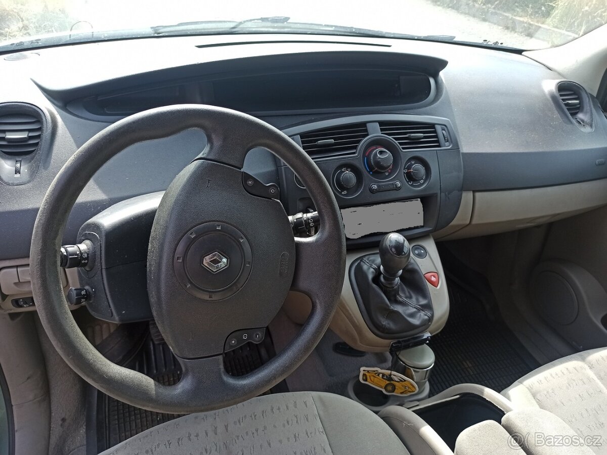 Renault Megane Scenic - 3