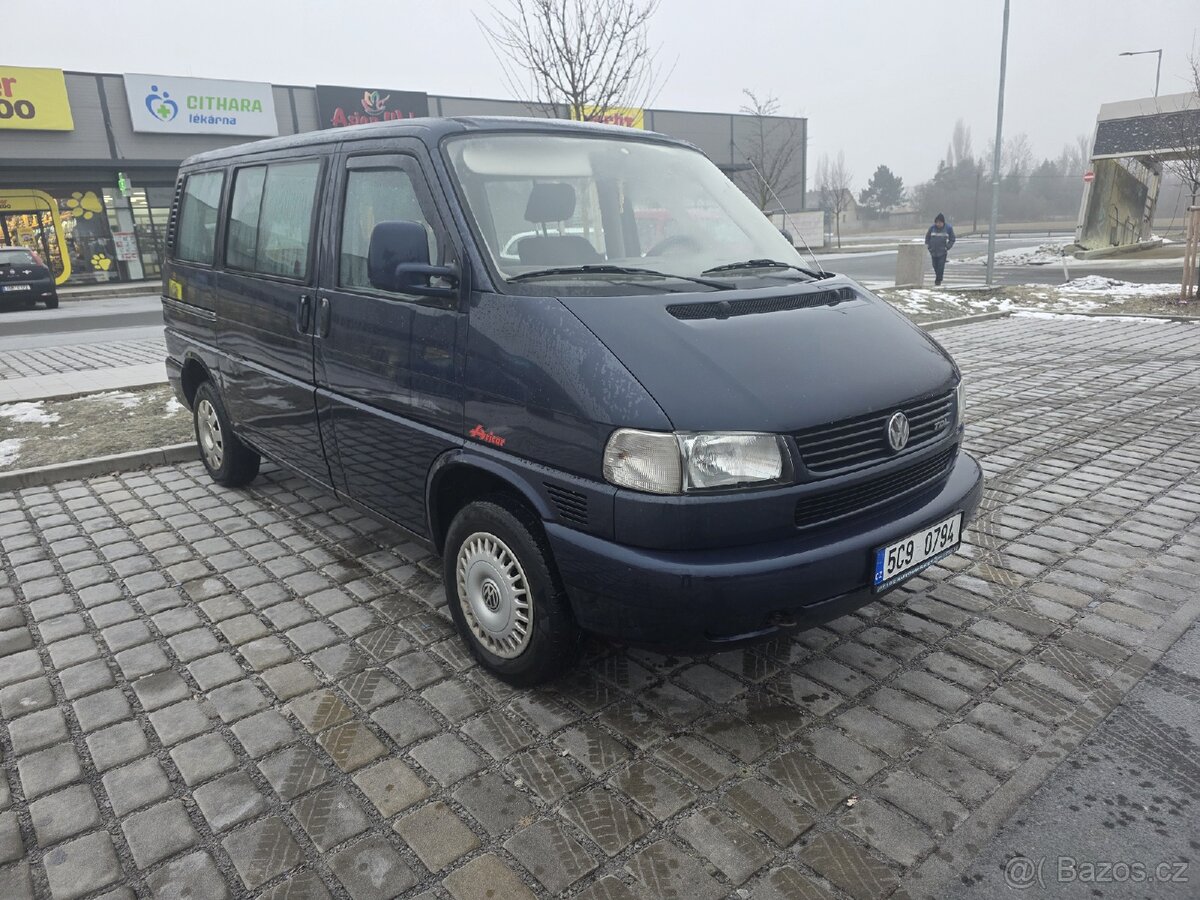 Volkswagen Caravelle - 3