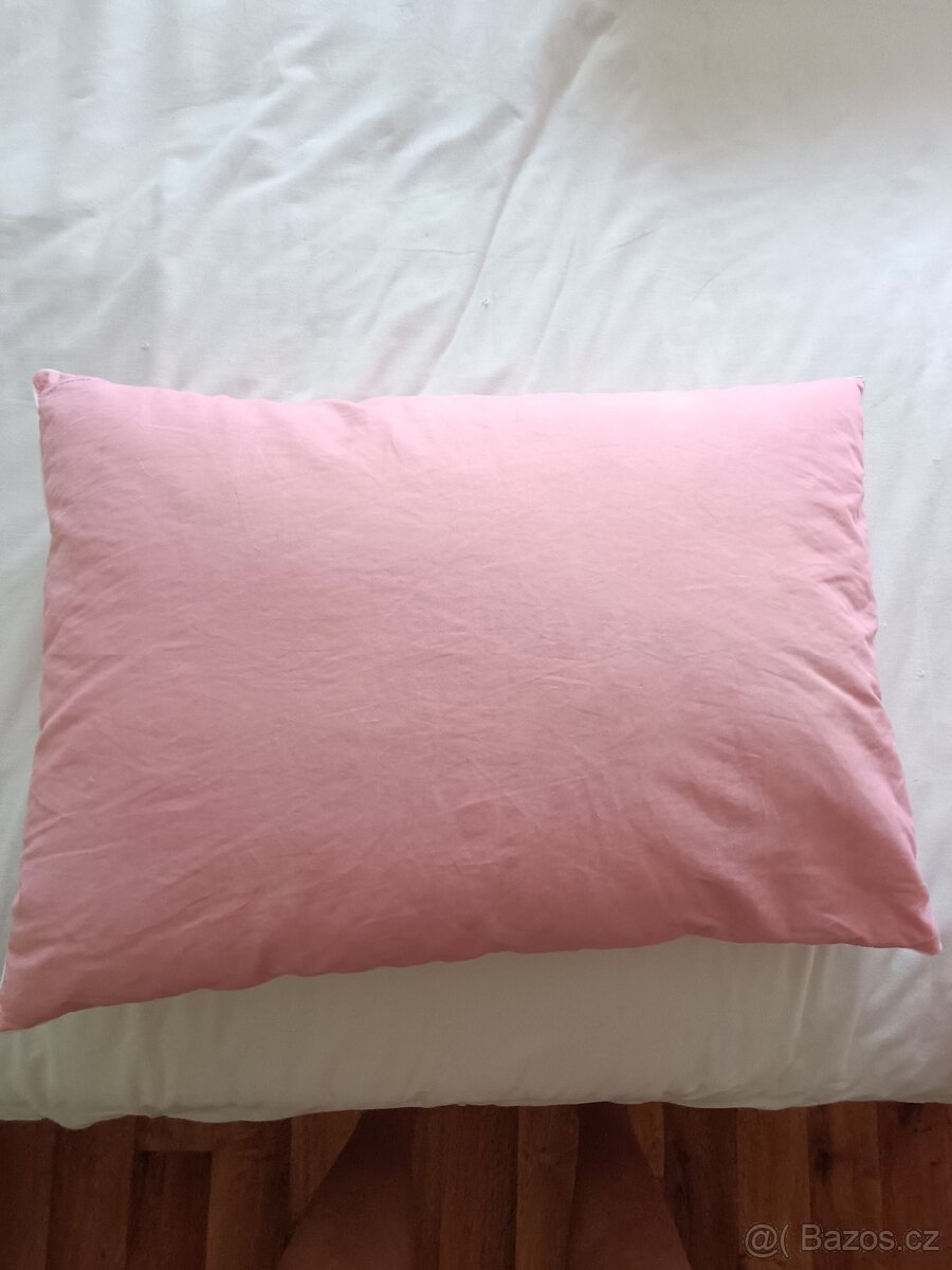 Péřový polštář a přikrývka do postýlky - 3