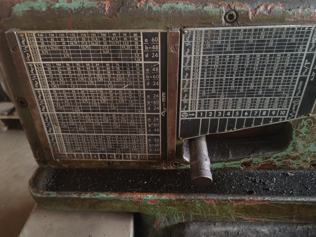 Prodám soustruh na kov TOS Trenčín SV18R - 3