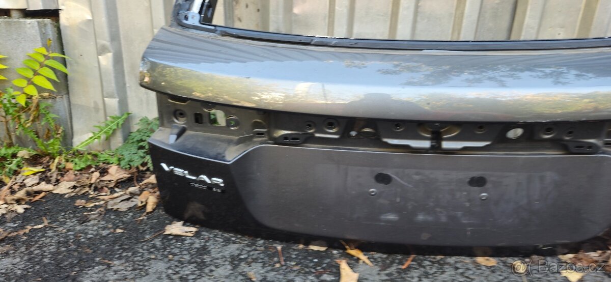 Viko kufru range rover velar L560 - 3