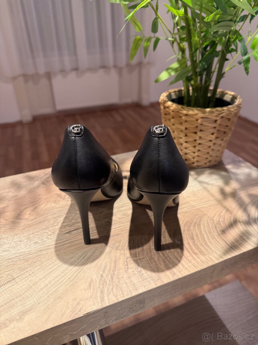 Guess Dabbey lodicky, vel. 40 - 3