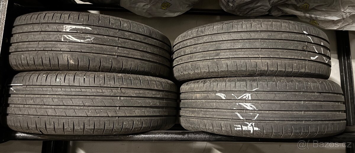 Goodyear Efficientgrip 205/60R16 - 3