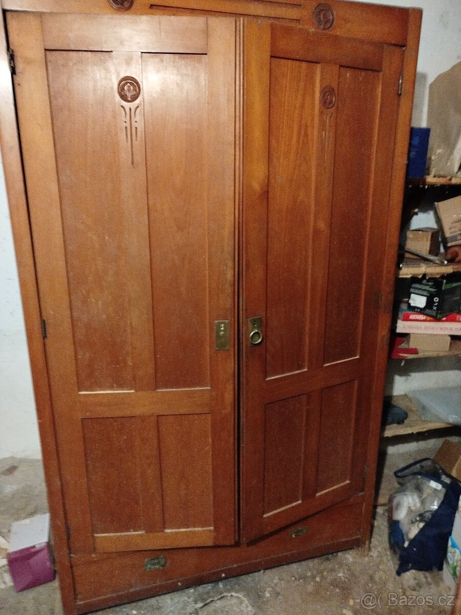 Šatní skříně - 3