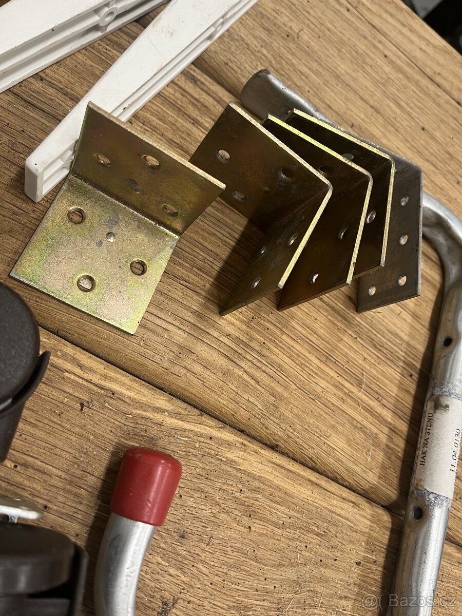 Držáky kolecka - 3