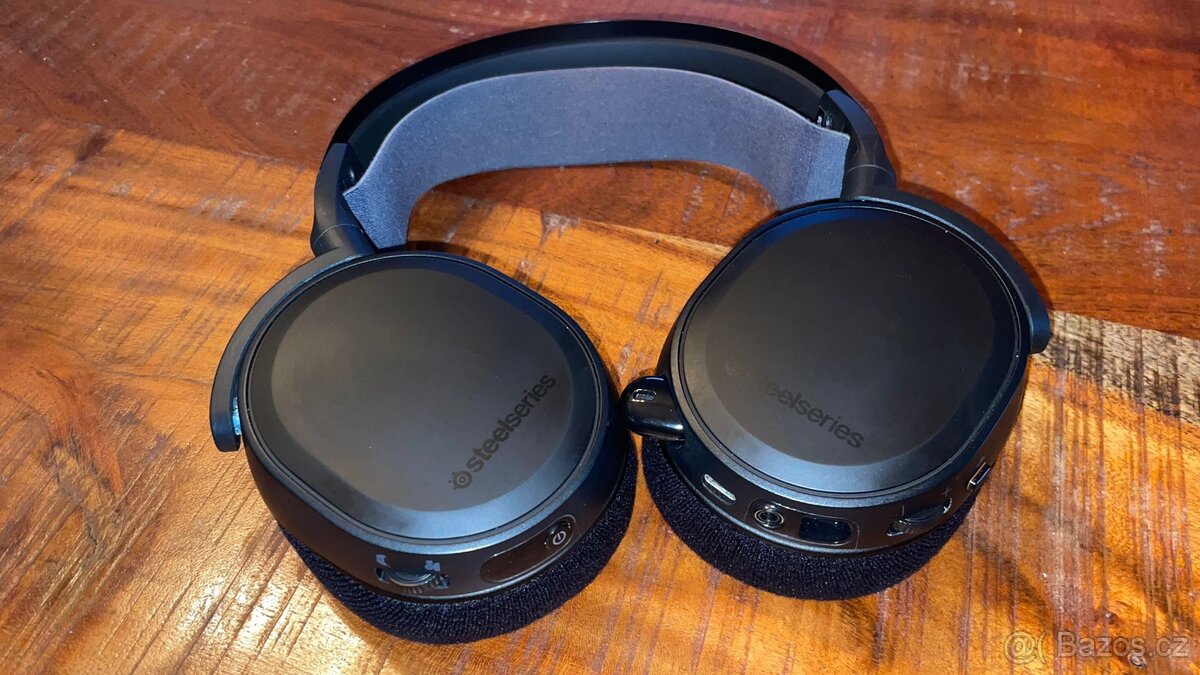 SteelSeries Arctis 7+ Black sluchátka - 3
