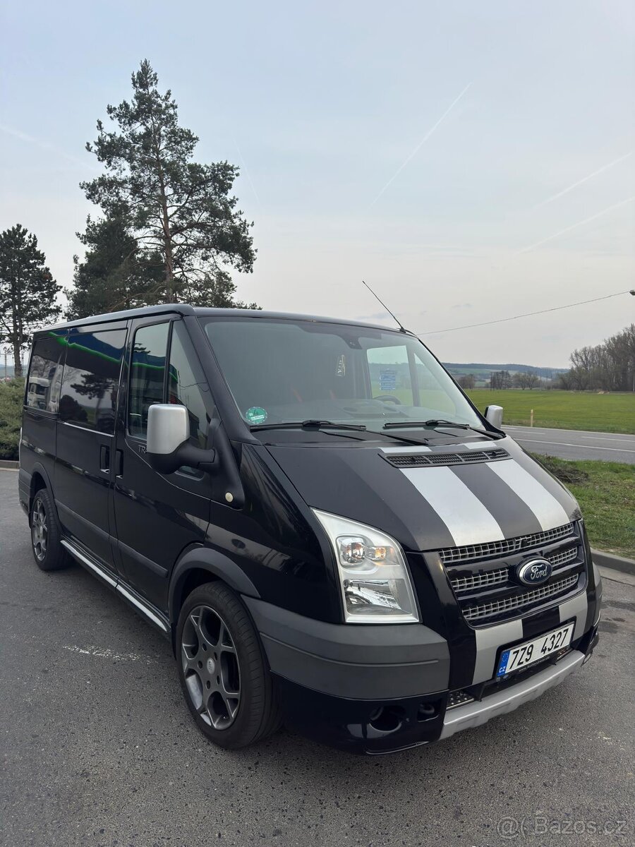 Ford-Transit Sport - 3
