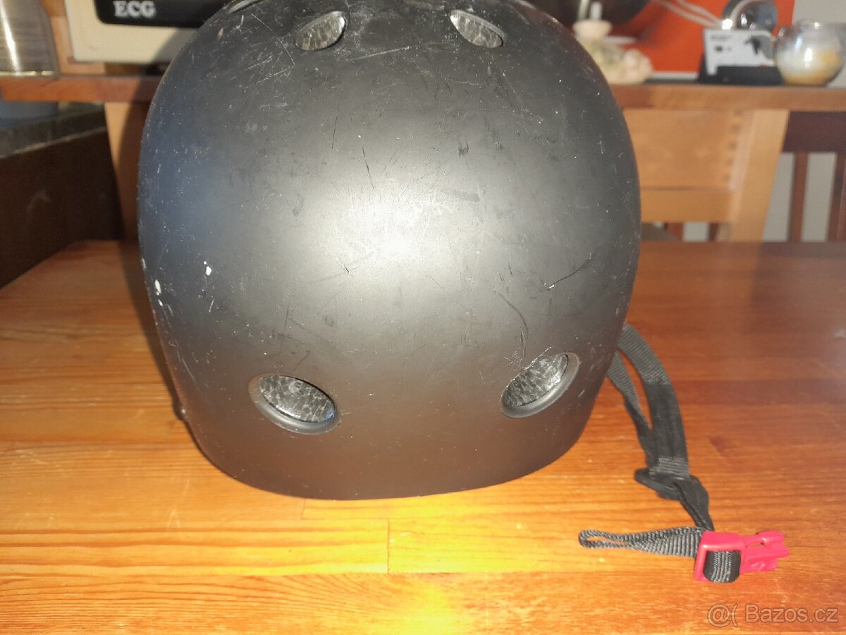 Přilba vel. M - 3