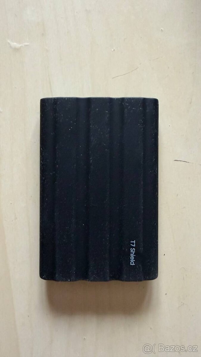 Externí SSD T7 Shield 1TB - 3