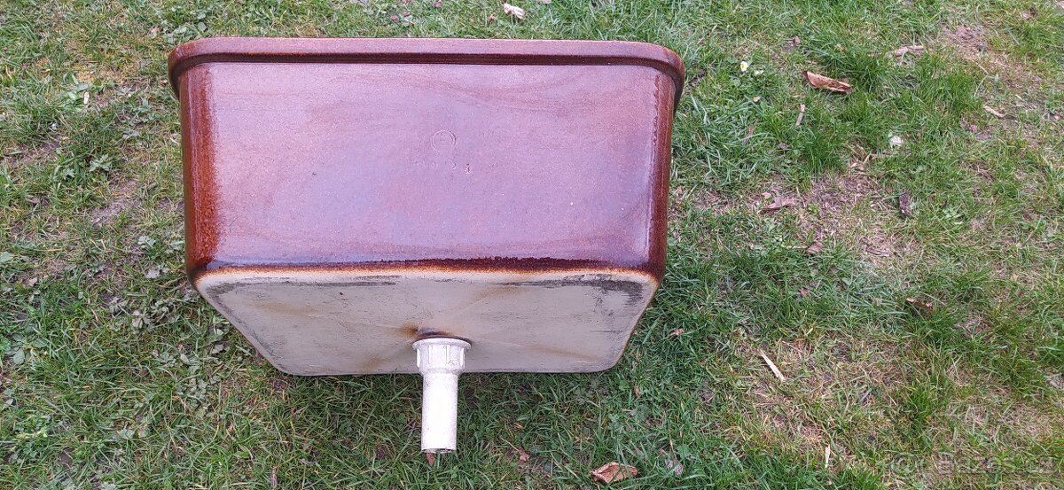 Laboratorní výlevka - 3