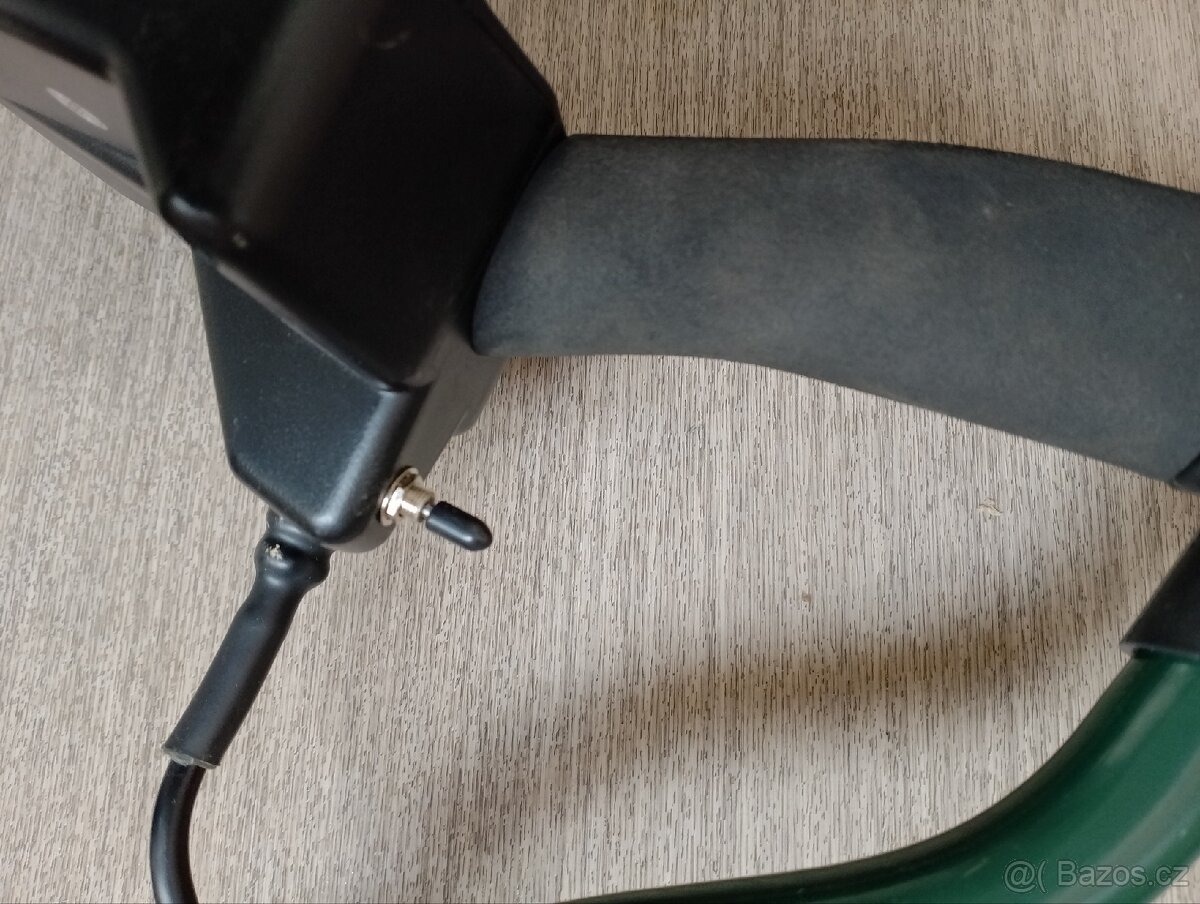 Detektor kovů gf2 - 3