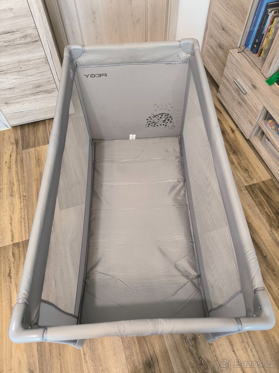 Cestovní postýlka Pegy - 3
