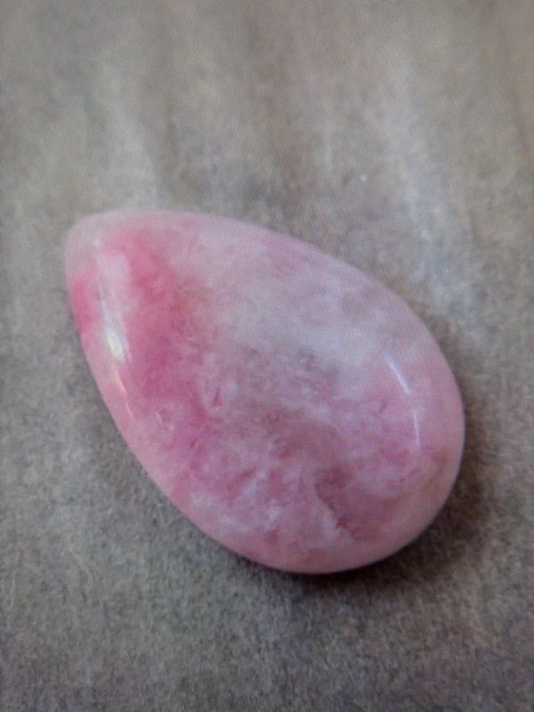 Velmi vzácný Tugtupit původem z Grónska - rarita - 3