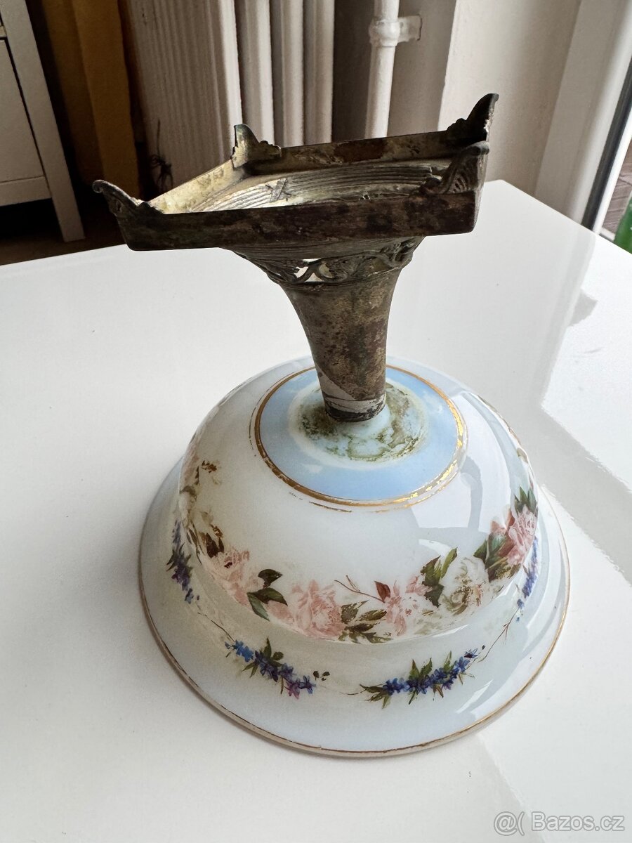 Porcelánová mísa asi z přelomu 19.–20. století. - 3