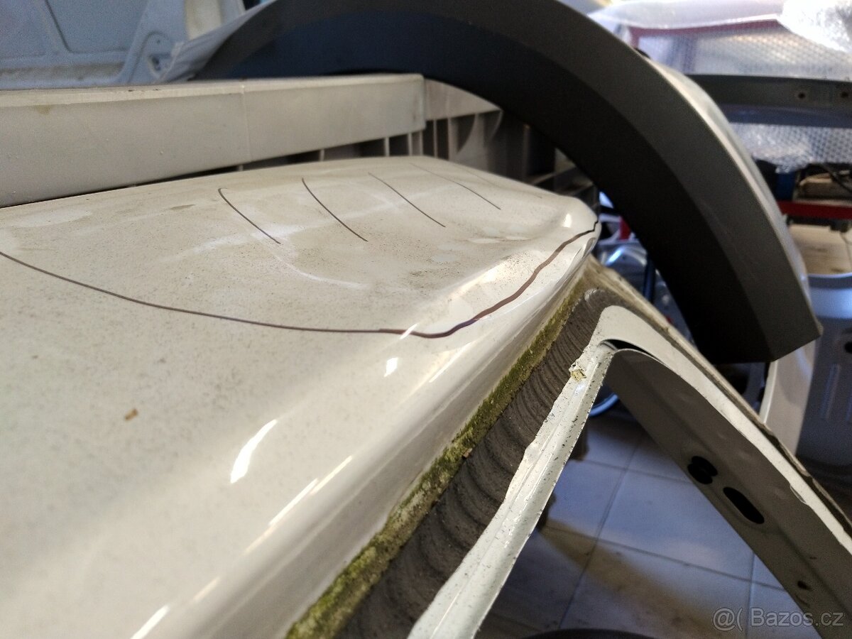 Dacia Duster II víko kufru - 3