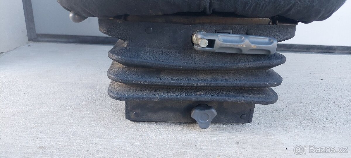 Sedačka do malotraktoru - 3