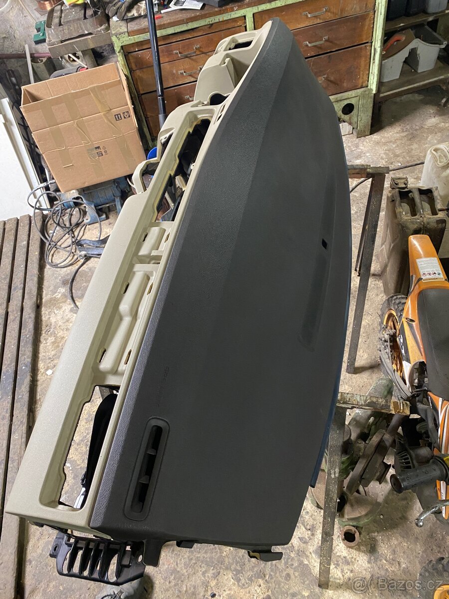 Palubní deska S80 V70 XC70 - 3