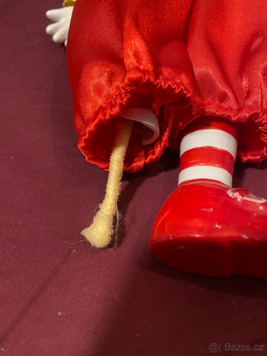 Prokletá porcelánová panenka klauna - 3