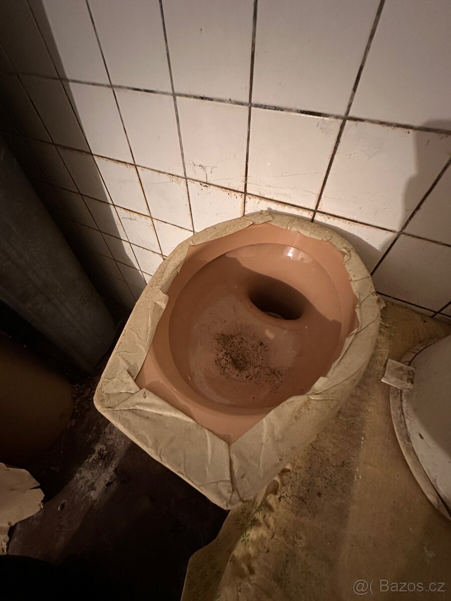 Umyvadla, záchod - 3