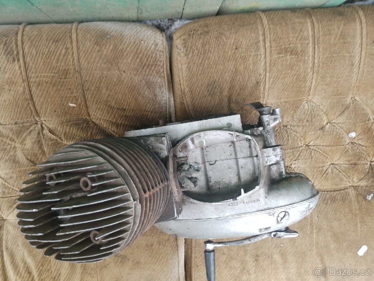 Motor Jawa 250/353 - 3