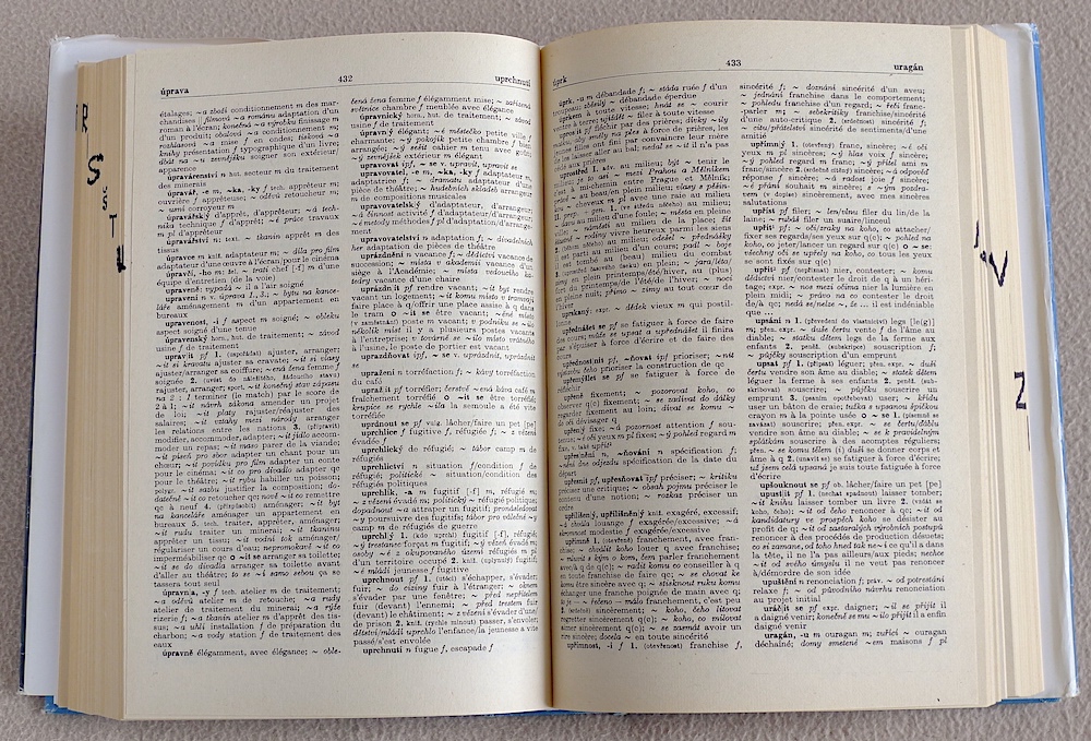 Česko - francouzský dvoudílný slovník - 3