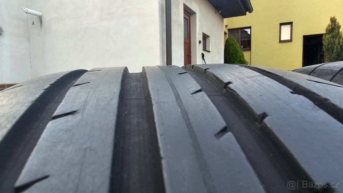 225/45 r17 - 3