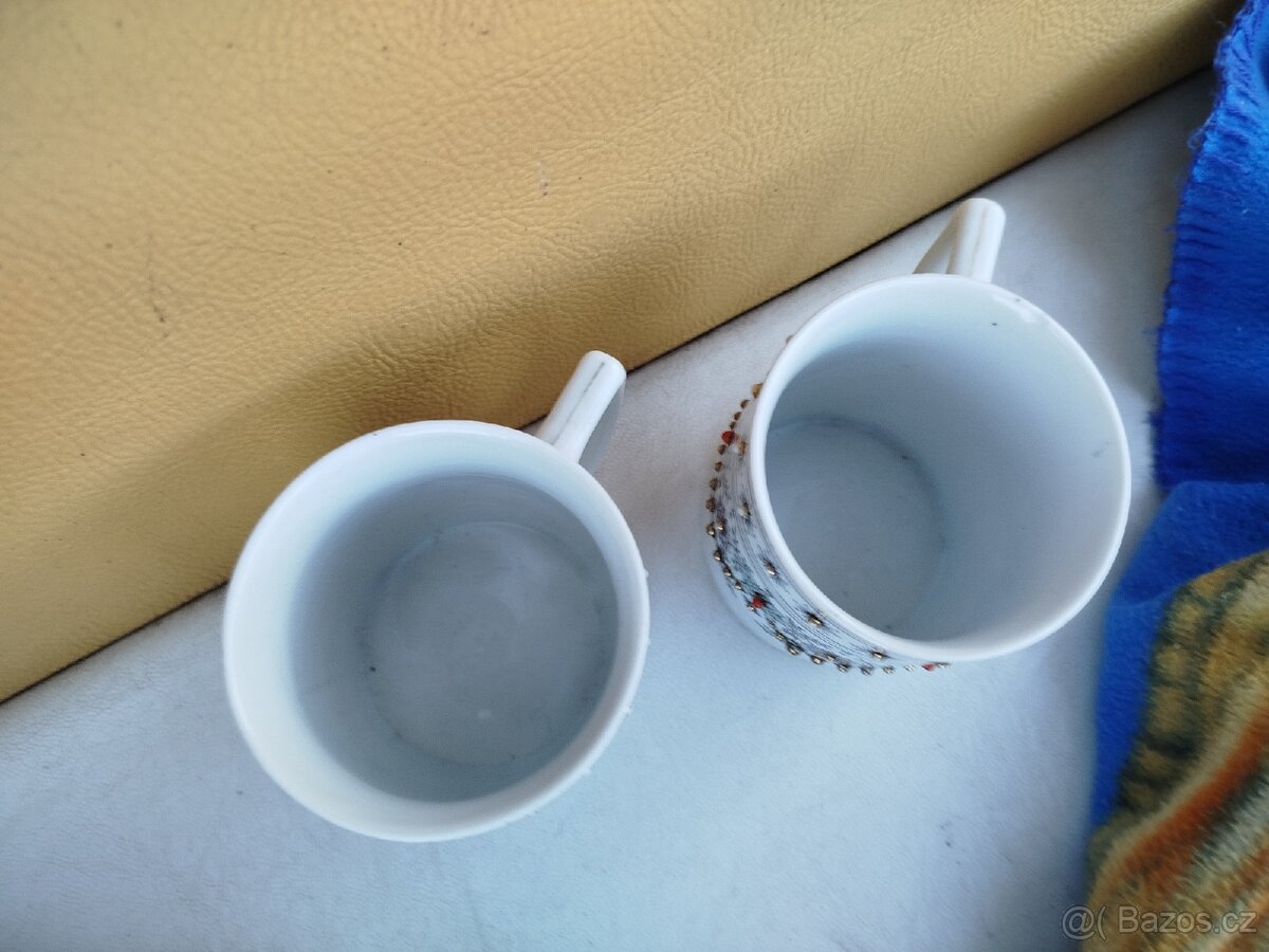Hrnky staré ,dva kusy - 3