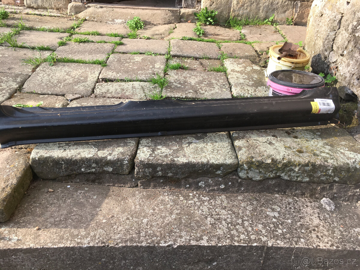 práh pravý octavia 1 - 3