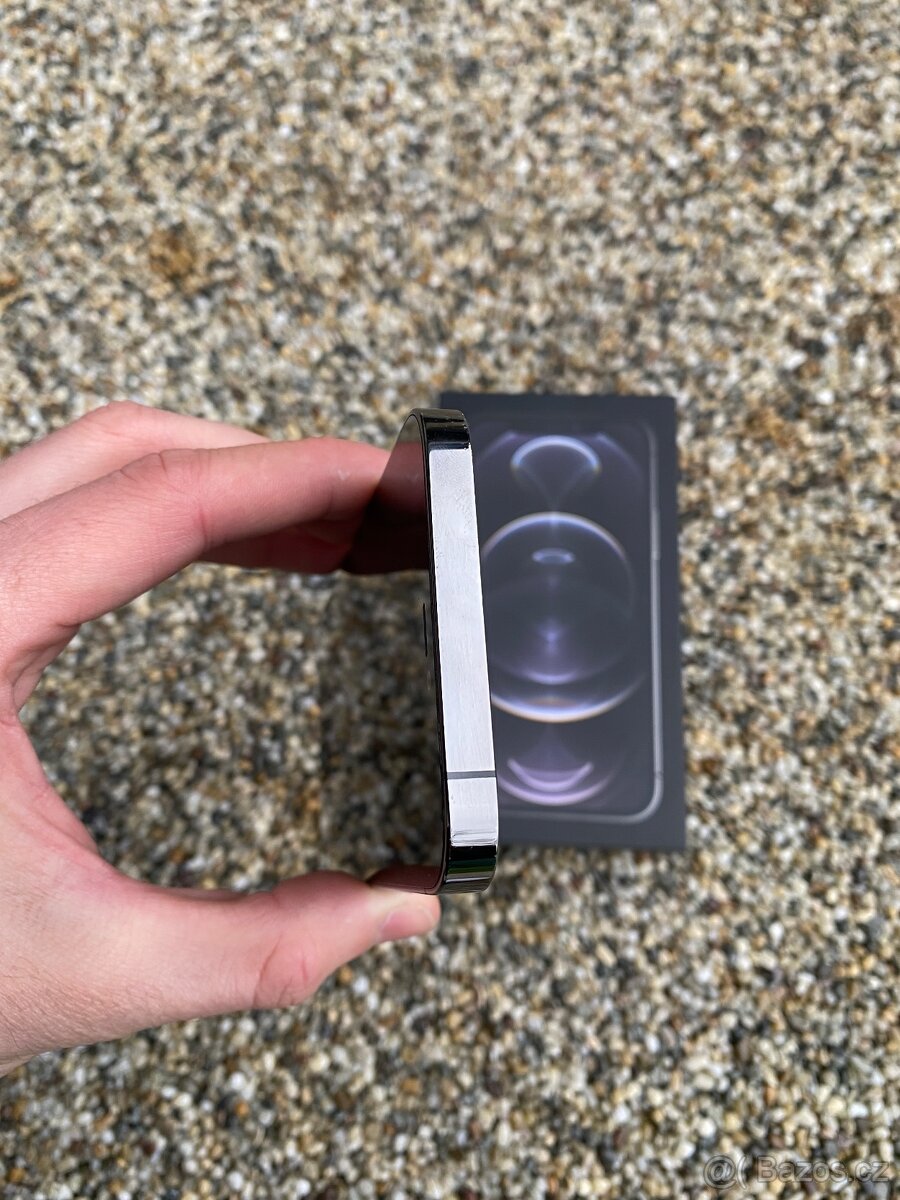 IPhone 12 Pro - baterie 96% - 3