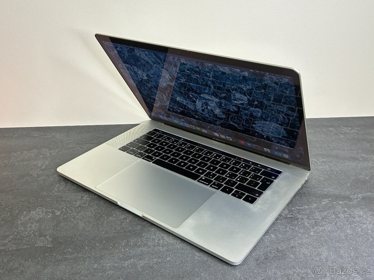 MacBook Pro 15'' 2018 / i9 / 32GB RAM / 512GB SSD - DPH - 3