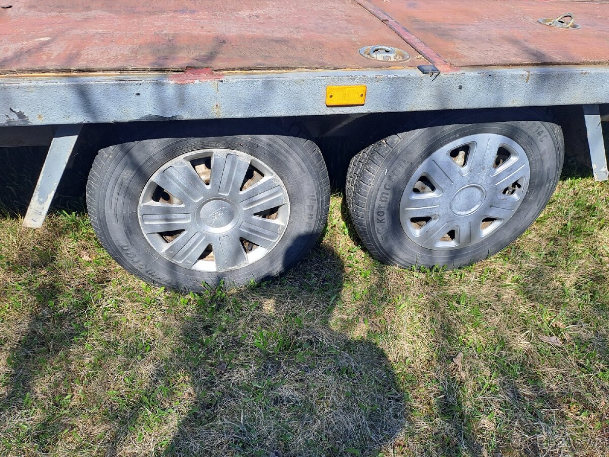 Ptatak,2500kg, STK platná.