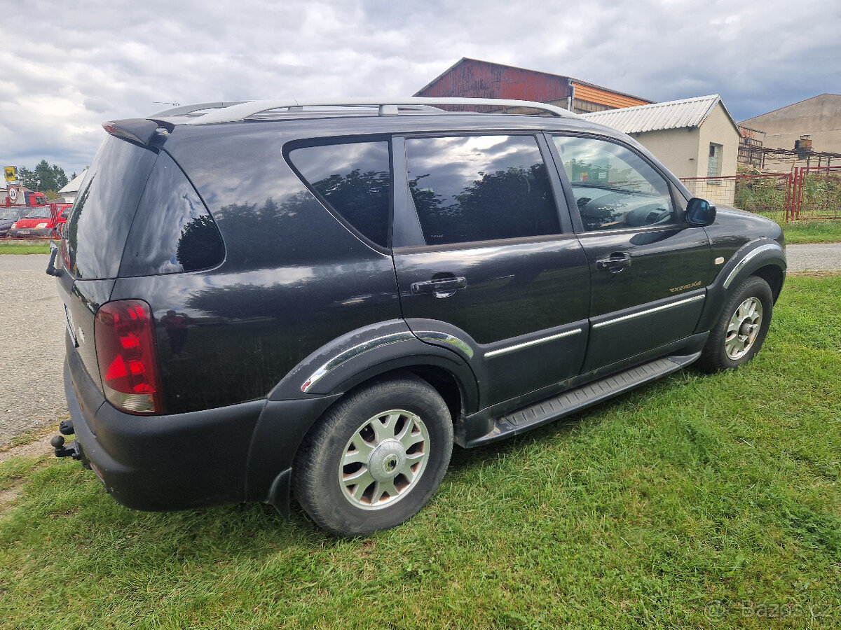 SsangYong Rexton I 2.7 XDi - 4x4 ZÁVĚS 3500kg - 3