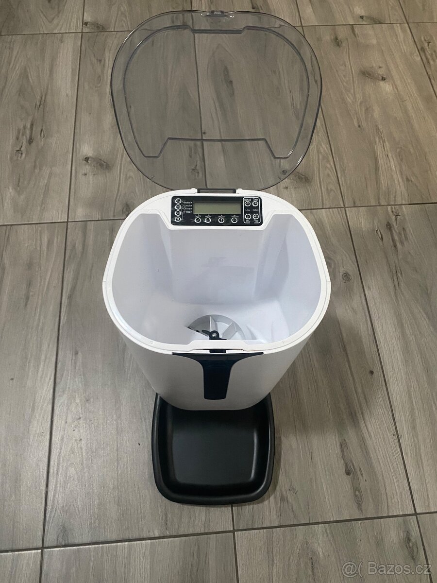 Automatický dávkovač krmiva - 3