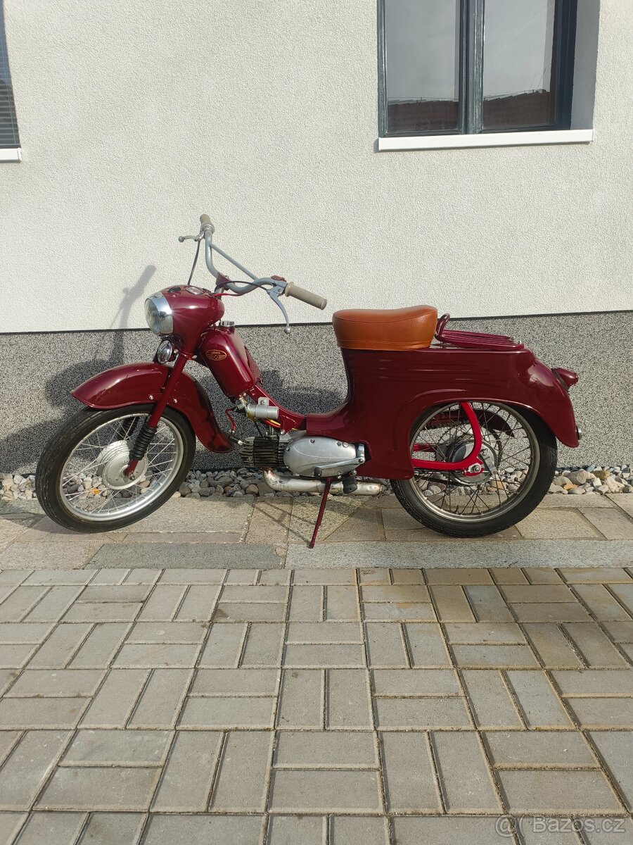 Jawa pionýr 555 - 3