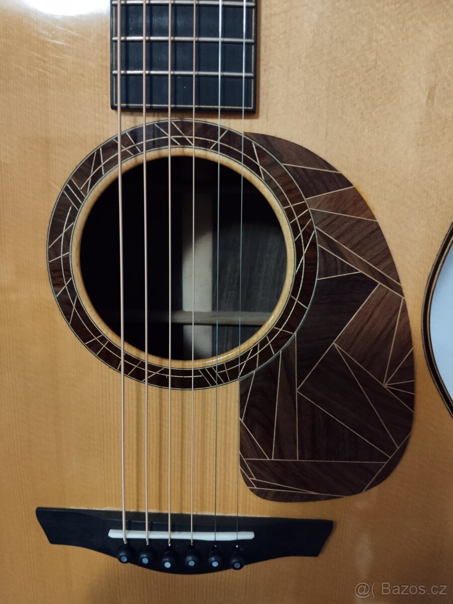 Ručně vyraběná OM kytara Jech - 3