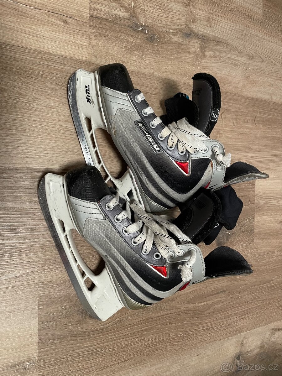 Hokejové brusle Bauer vel.38,5 - 3