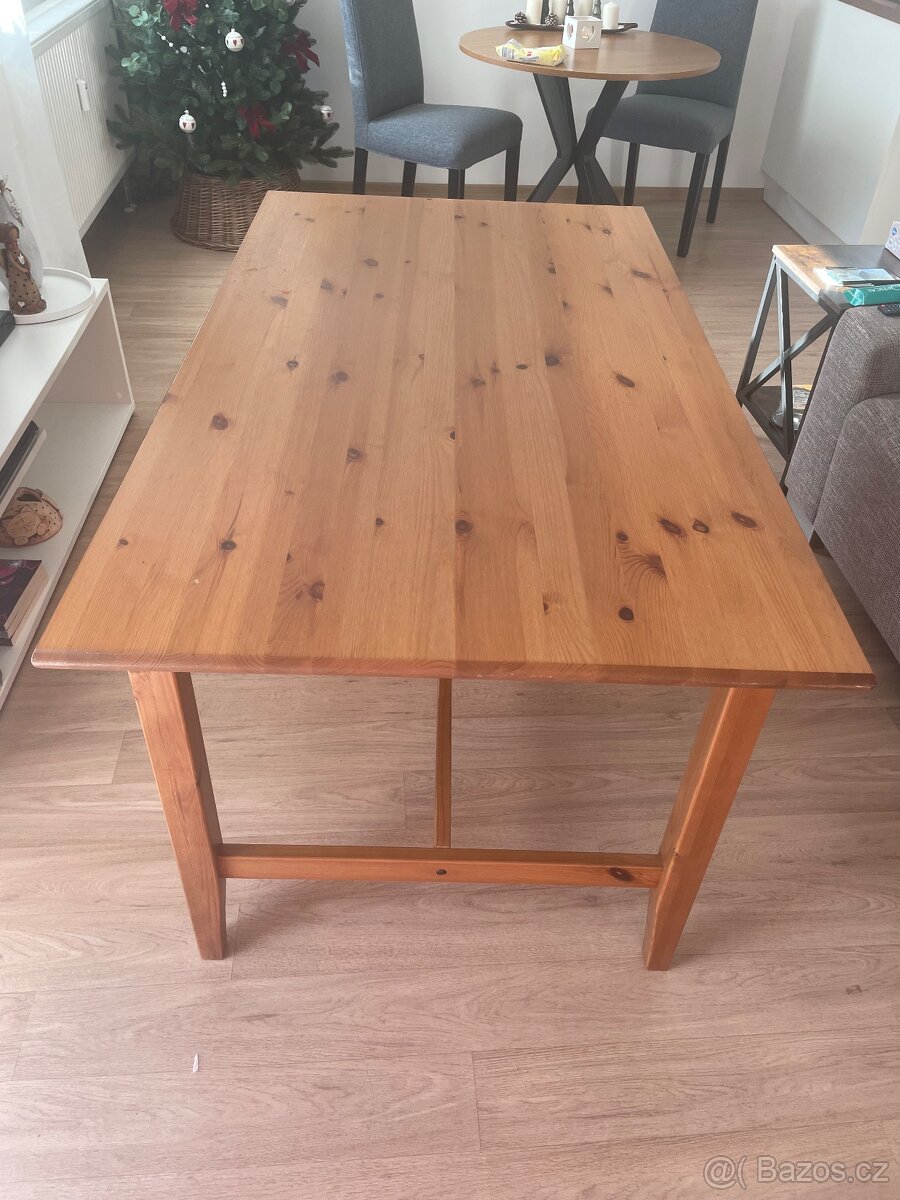 Jídelní stůl - 3