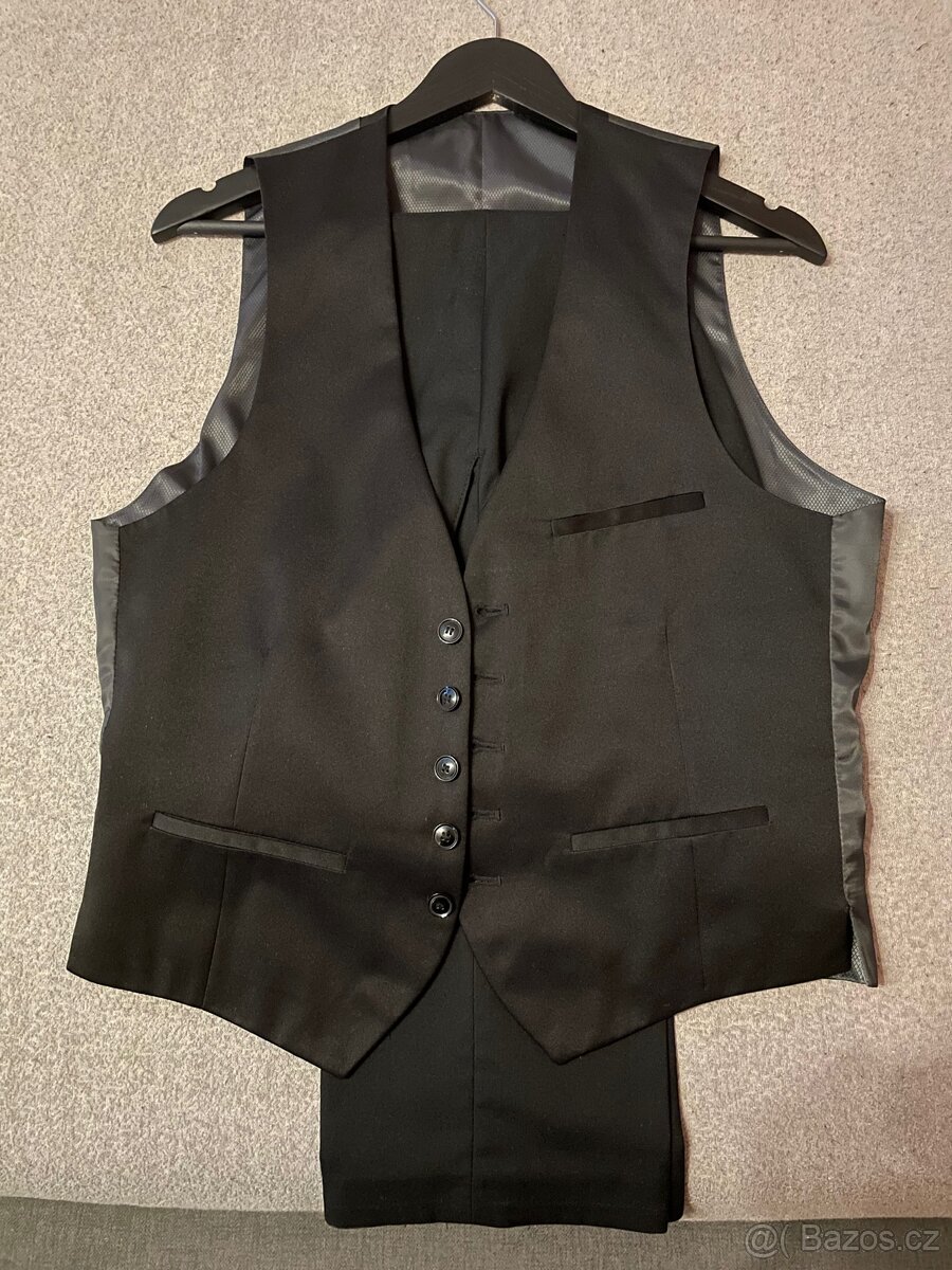 Černé pánské sako v kompletu s vestou a kalhoty - 3