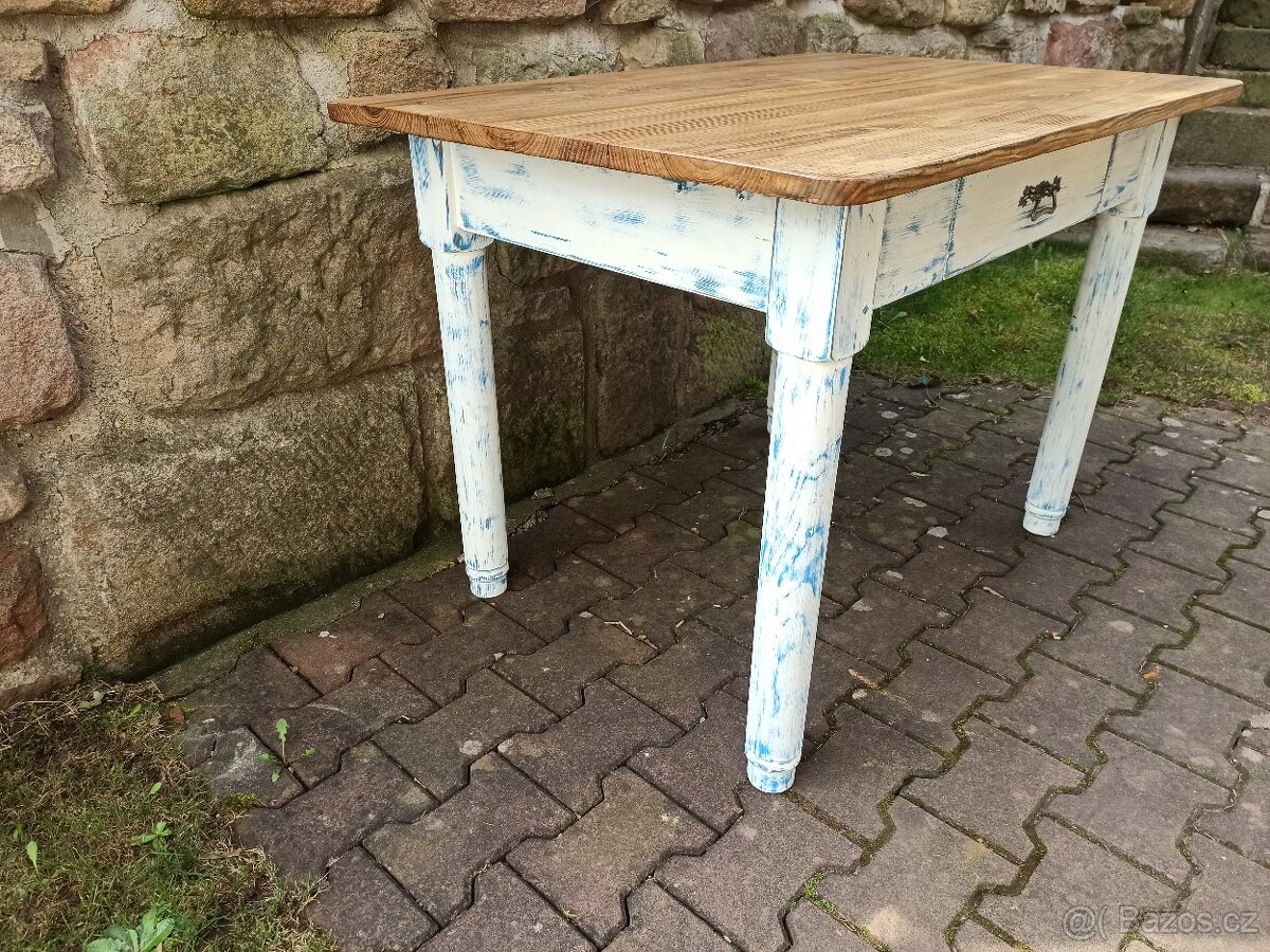 starý stůl styl vintage - 3