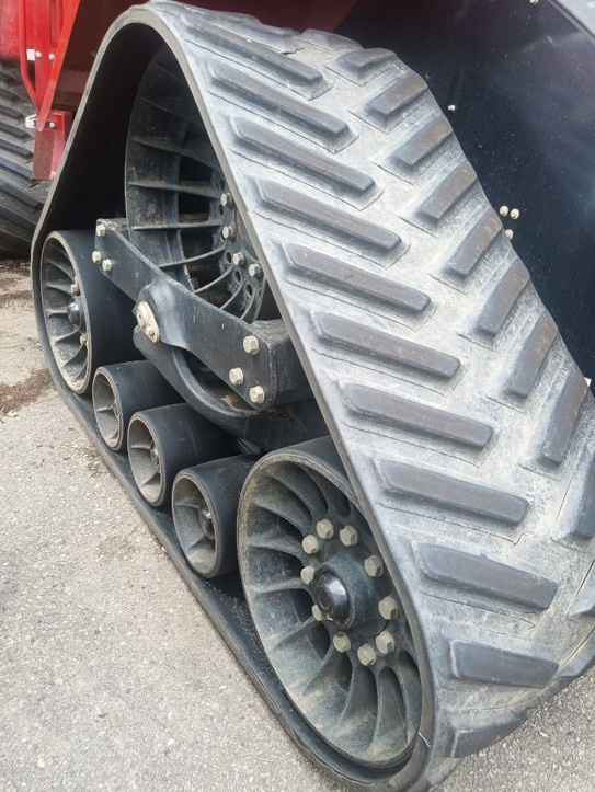 Pásový traktor Case IH Quadtrac 620 - 3